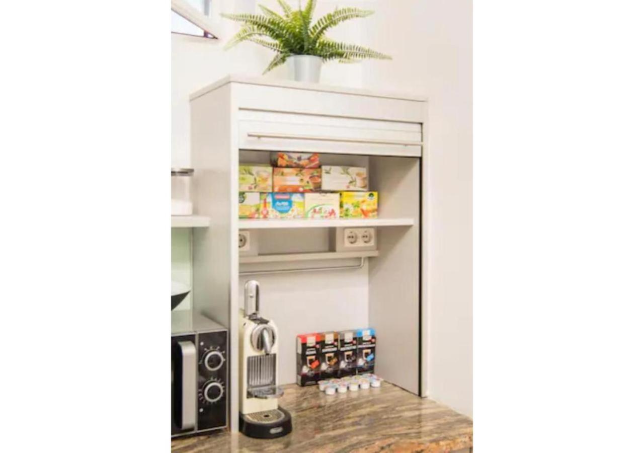 Luxurious And Bright, 5 Min To City Center Appartement Wenen Buitenkant foto