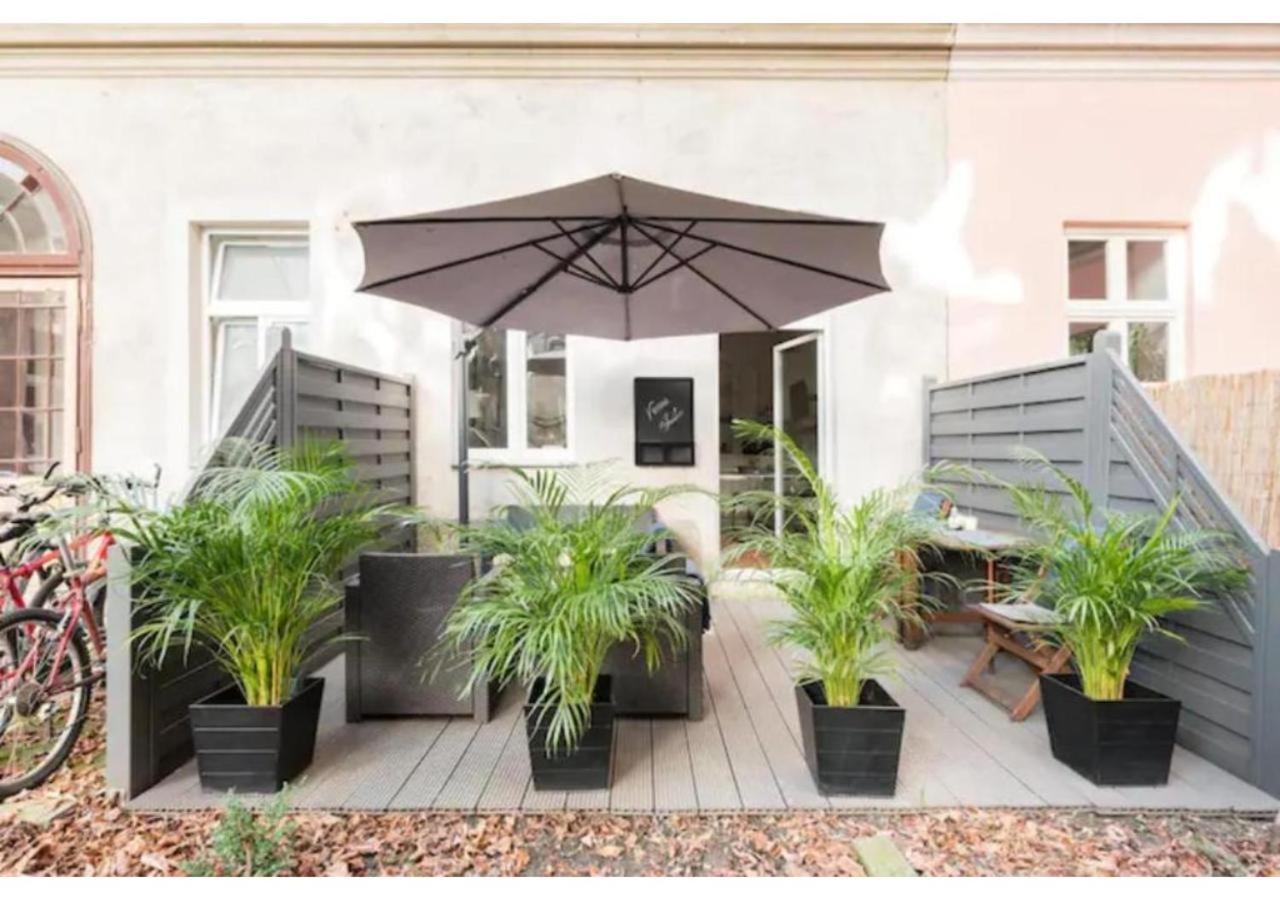 Luxurious And Bright, 5 Min To City Center Appartement Wenen Buitenkant foto