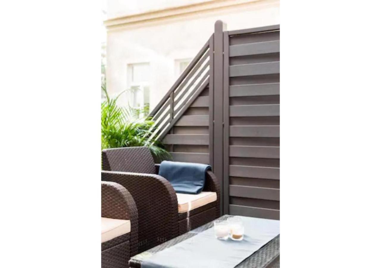 Luxurious And Bright, 5 Min To City Center Appartement Wenen Buitenkant foto