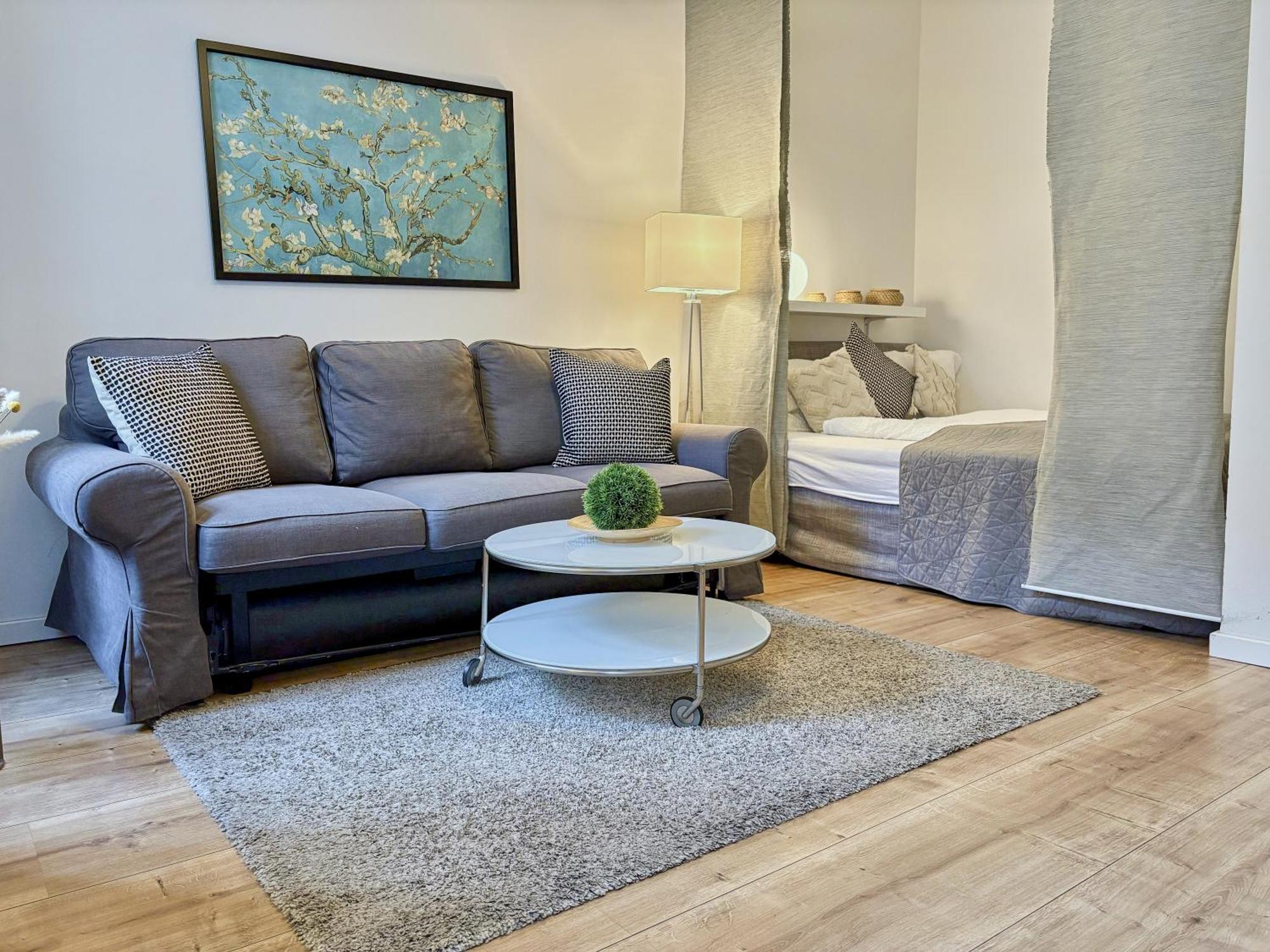 Luxurious And Bright, 5 Min To City Center Appartement Wenen Buitenkant foto