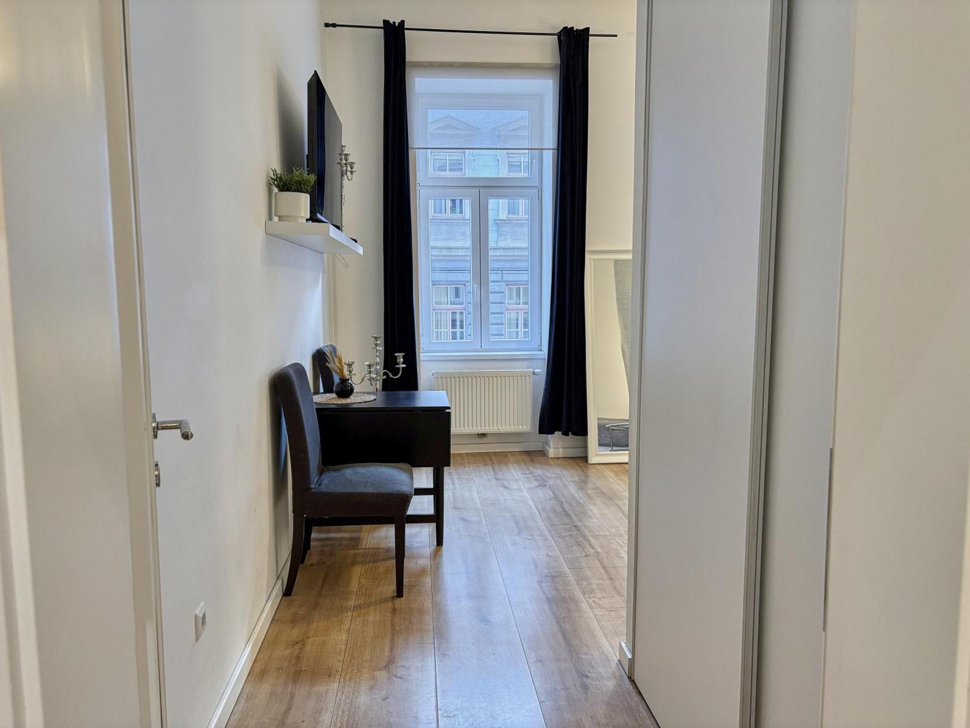 Luxurious And Bright, 5 Min To City Center Appartement Wenen Buitenkant foto
