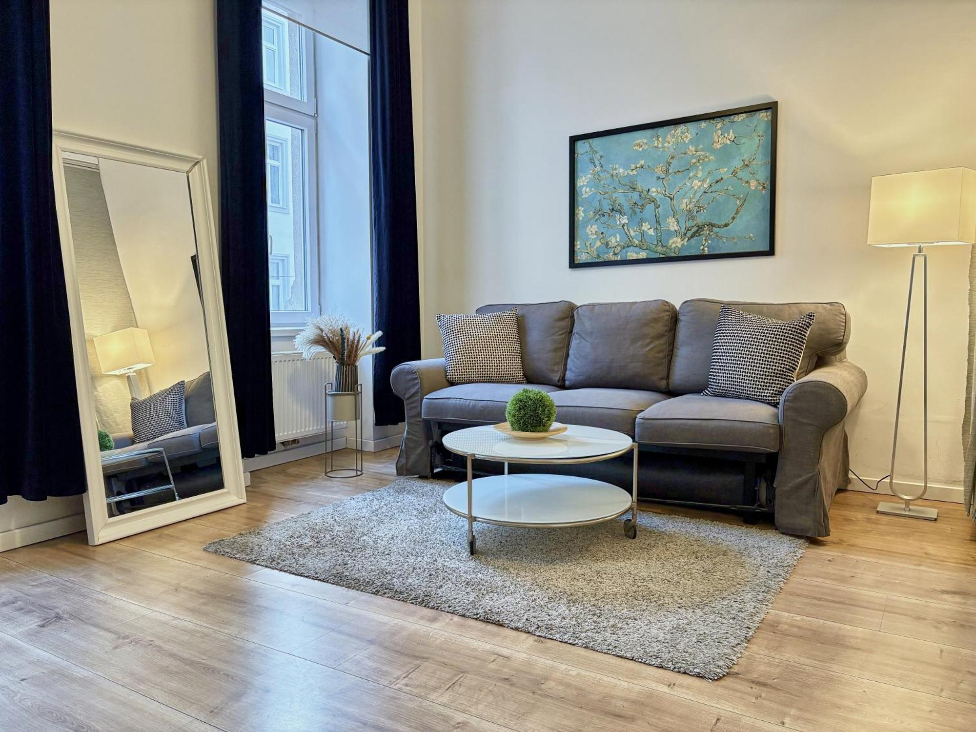 Luxurious And Bright, 5 Min To City Center Appartement Wenen Buitenkant foto