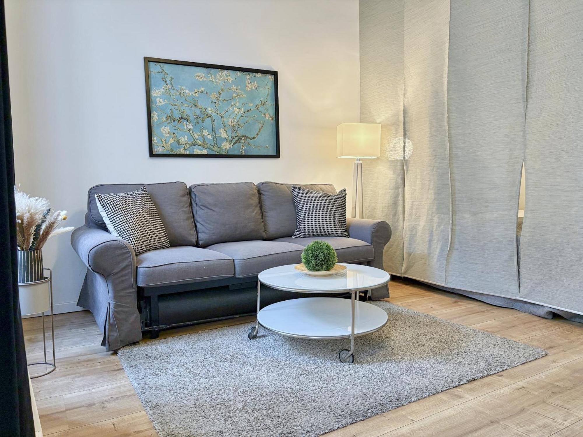 Luxurious And Bright, 5 Min To City Center Appartement Wenen Buitenkant foto